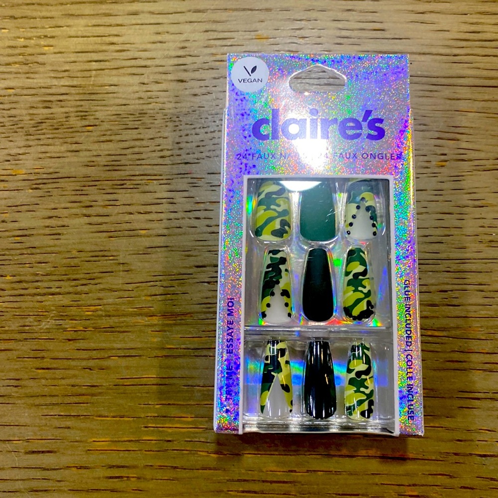Claires 24 press on nails